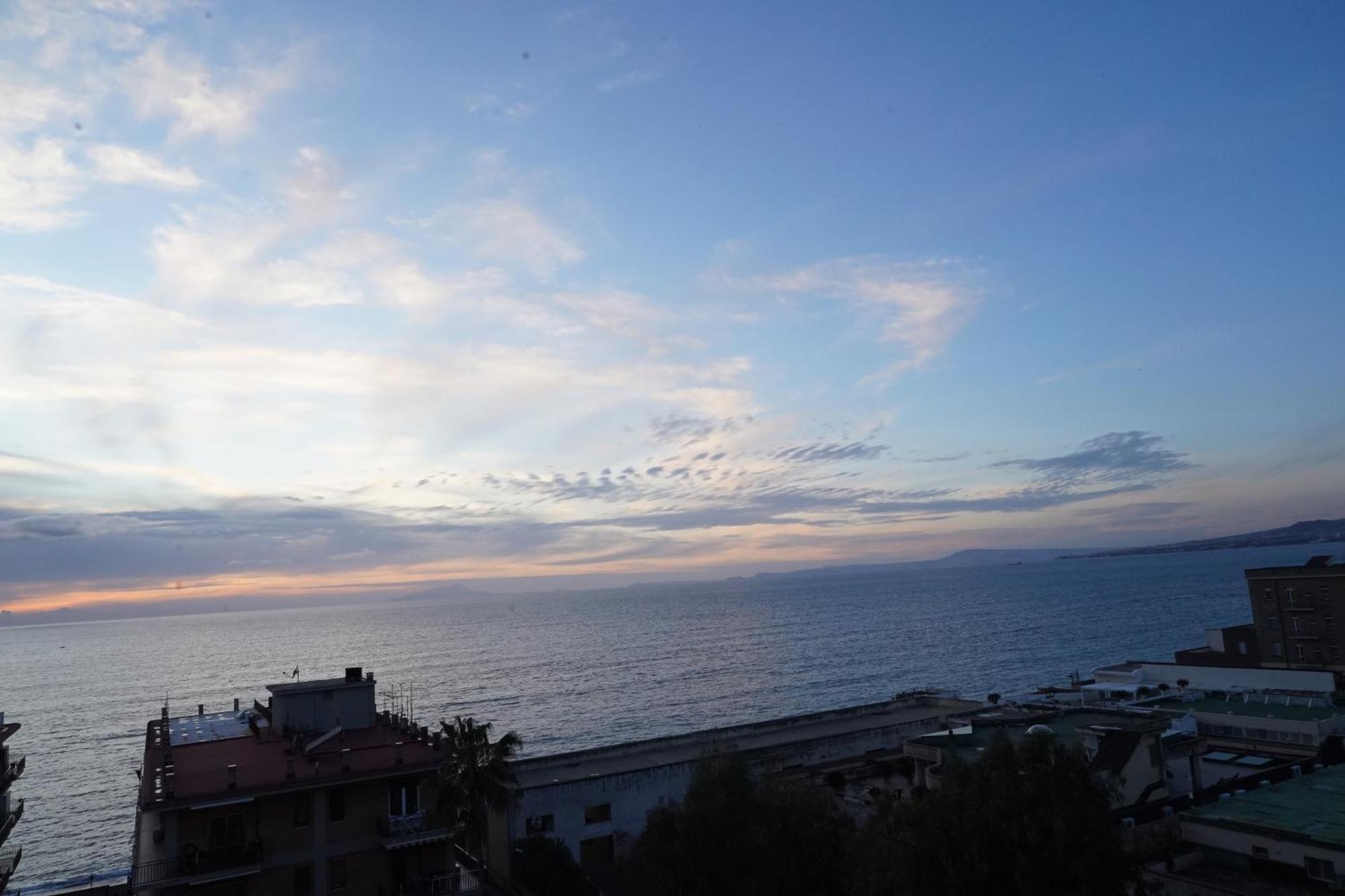 House Of Sun 2016 * Castellammare di Stabia